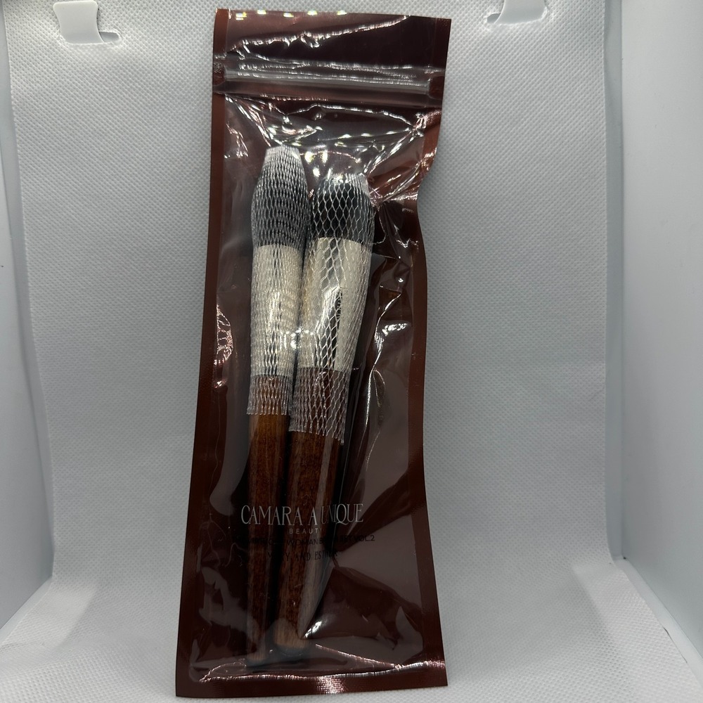 CAMARAA UNIQUE BEAUTY THE VIRTUOUS‎ WOMAN BRUSH SET VOL 1 -DEBORAH AND RUTH- NIP